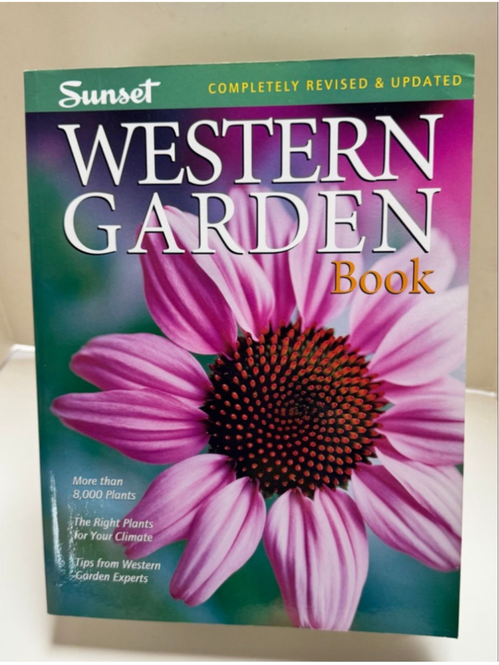 Western Garden Book: More than 8,000 Plants Paperback 2007 Sunset Books